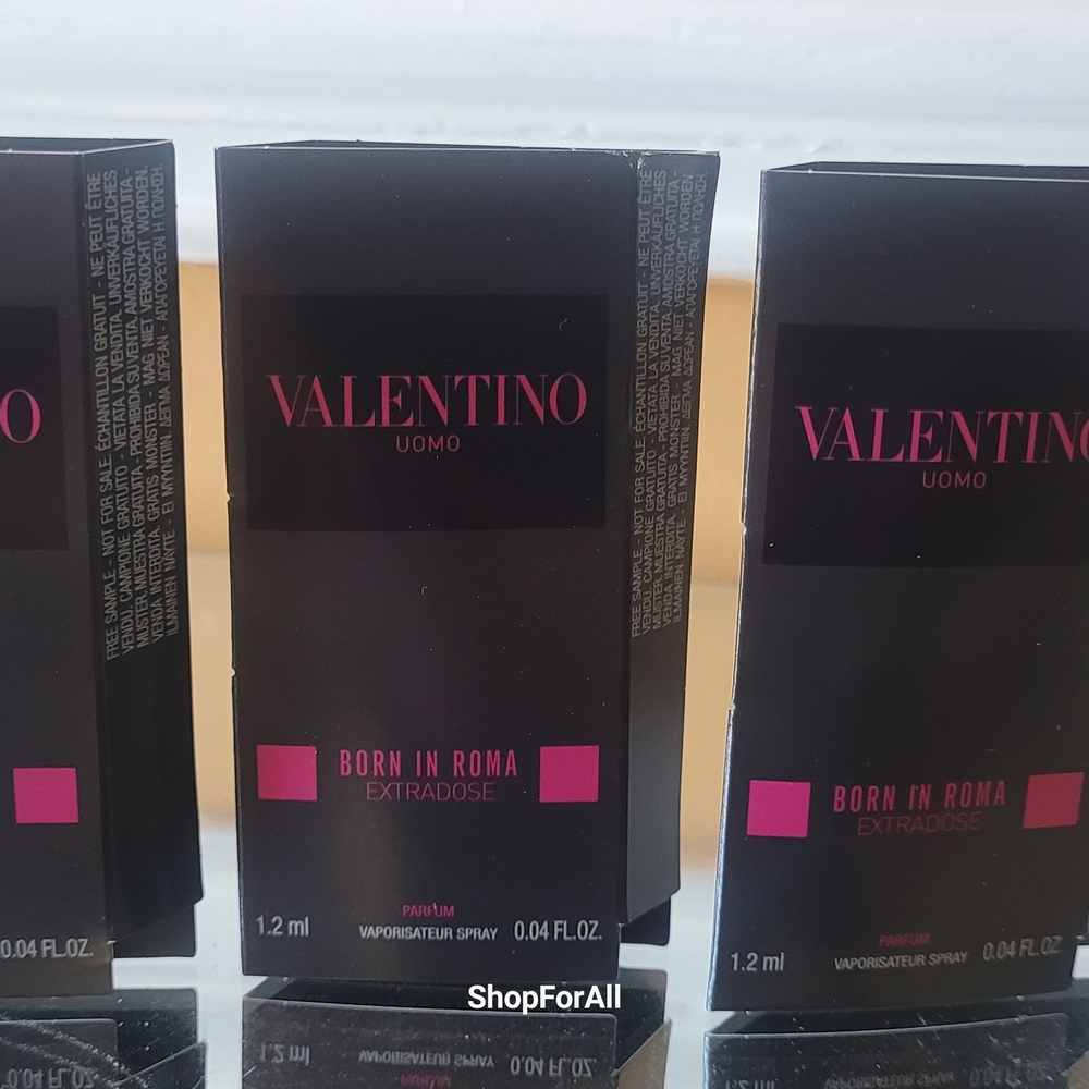 Valentino - Picture 3 of 5